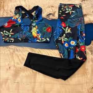 Nike sports bra and tight bundle